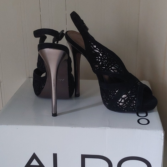 Aldo Black Velvet and Metallic Heels - Picture 4 of 7
